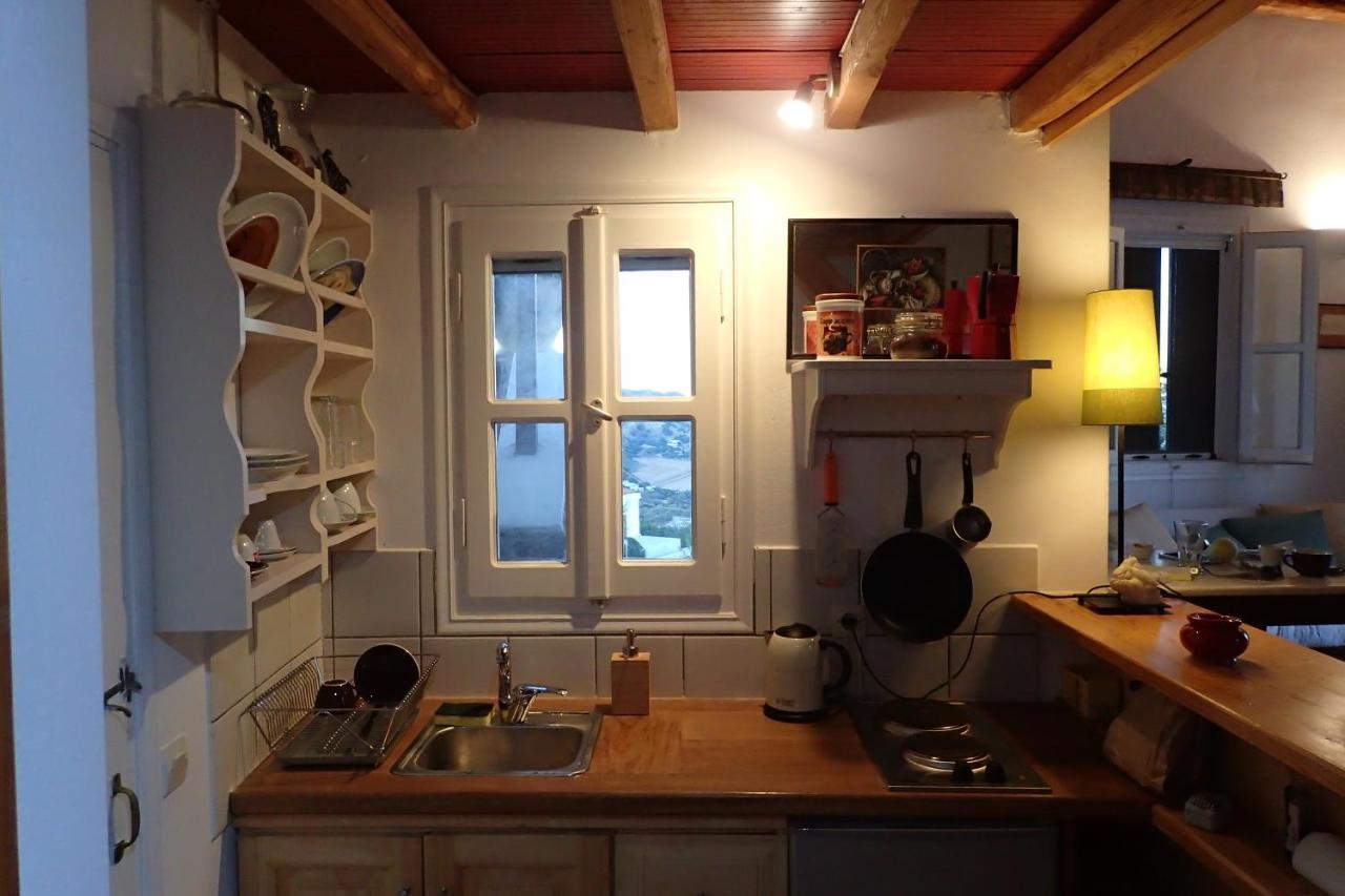 Eastern Wind Home Скирос Екстериор снимка